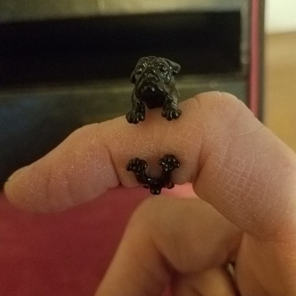 Black Pug Ring - Picture 1 of 2